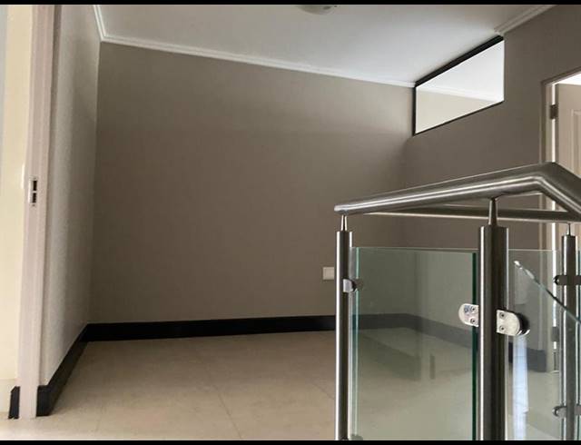 3 BEDROOM APARTMENT FOR SALE IN UMHLANGA RIDGE